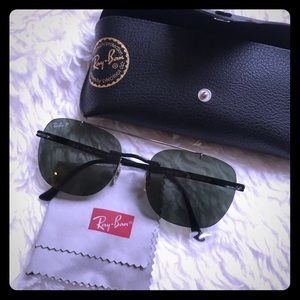 Ray-Ban sun glasses unisex